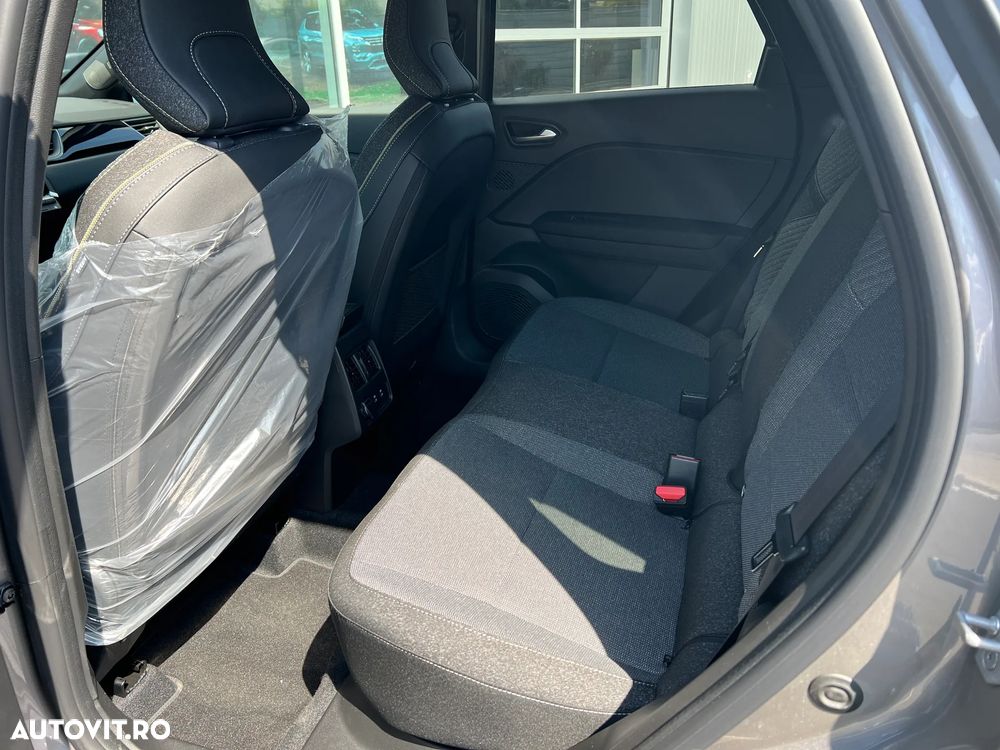 Mitsubishi Grandis - 8