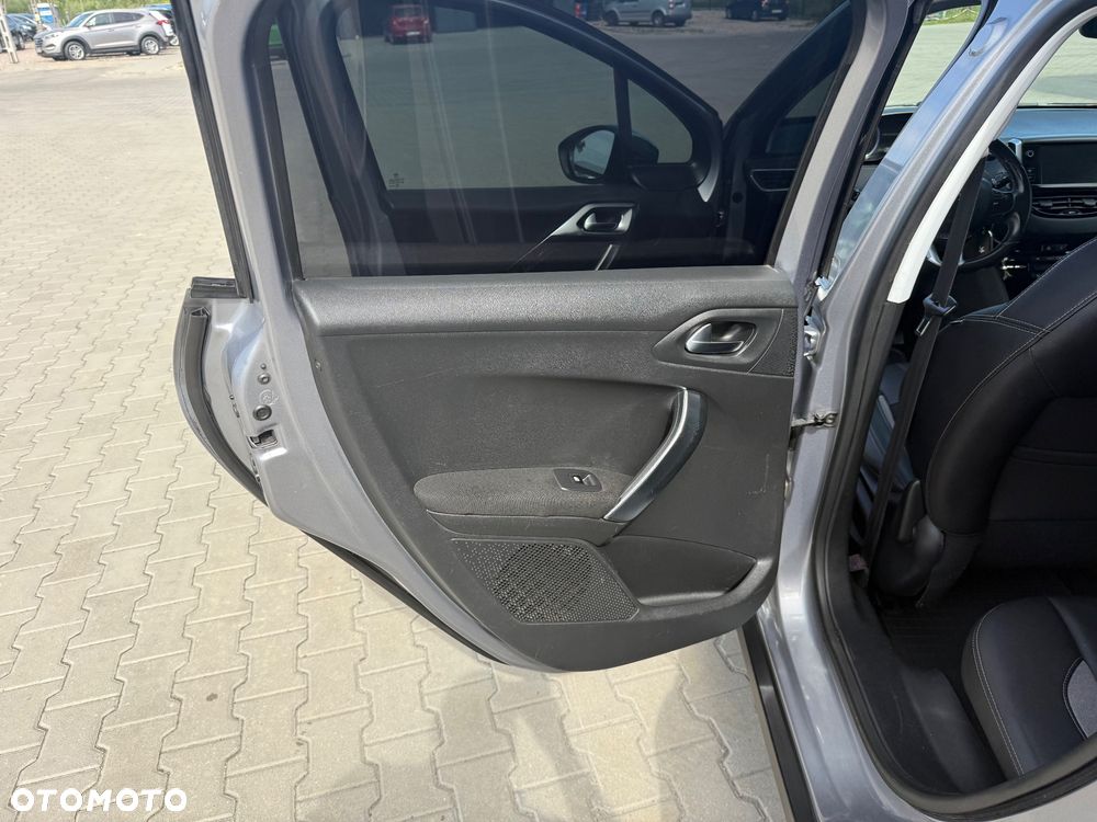 Peugeot 2008 1.6 VTi Style - 18