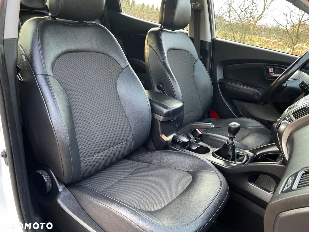 Hyundai ix35 1.7 CRDi Style 2WD - 24
