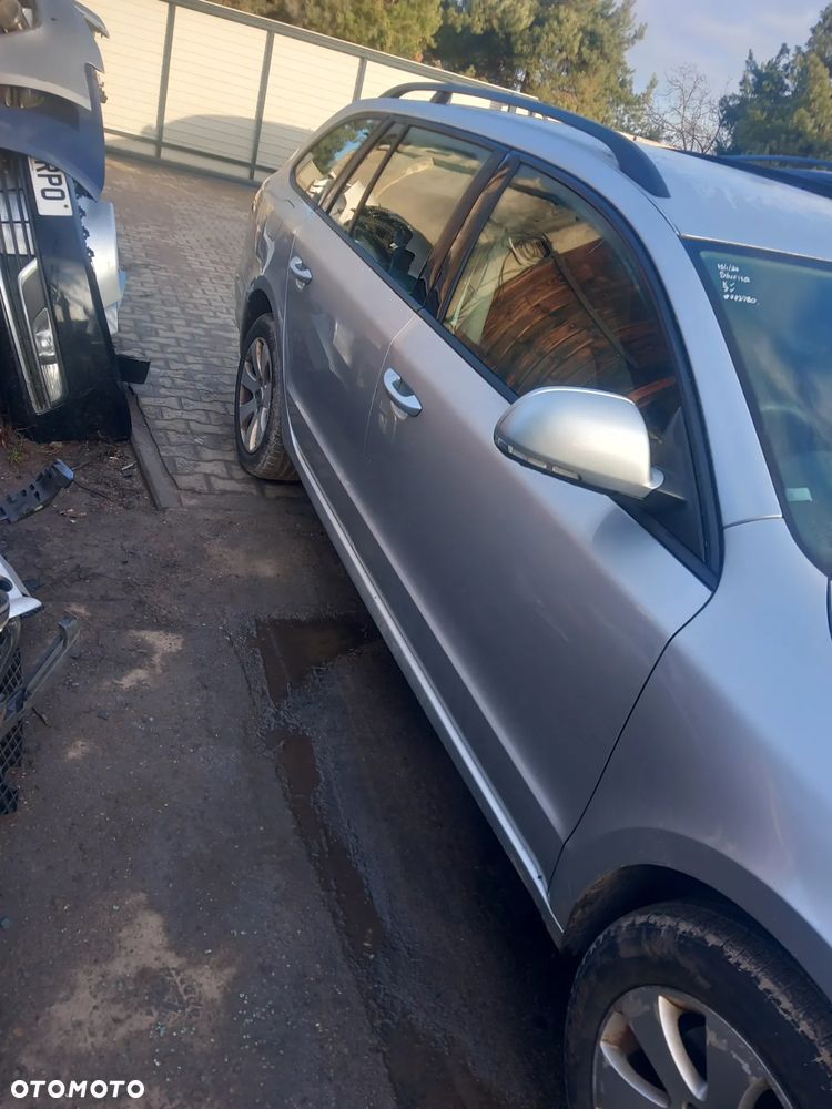 Drzwi Skoda SuperB II - 1
