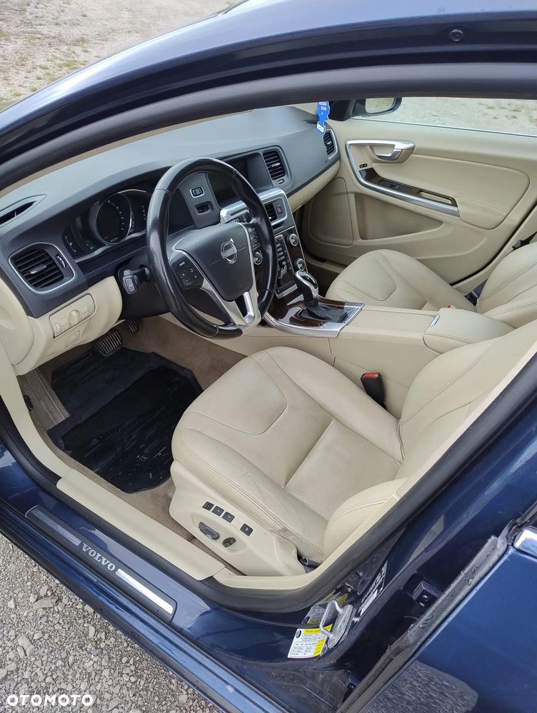 Volvo S60 2.5 T5 AWD - 6
