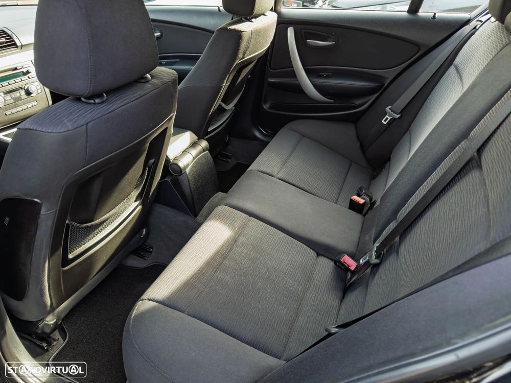 BMW 118 d DPF Edition Sport - 8