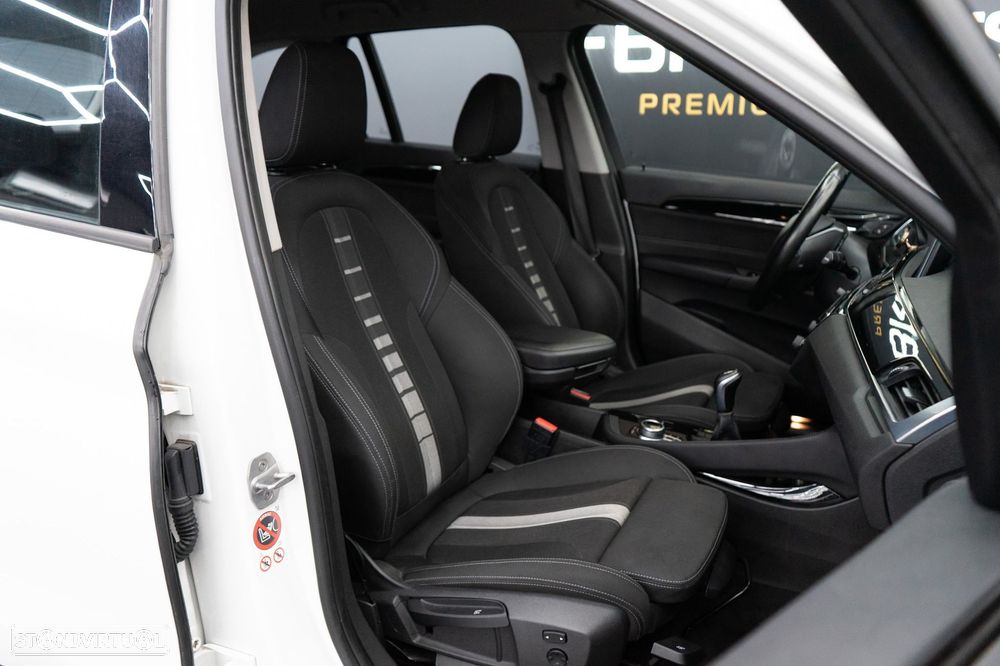 BMW X1 18 d sDrive Line Sport - 42