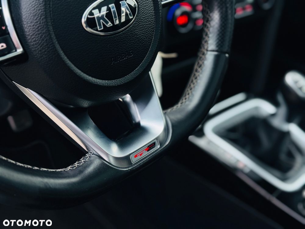 Kia ProCeed 1.5 T-GDI GT Line - 12