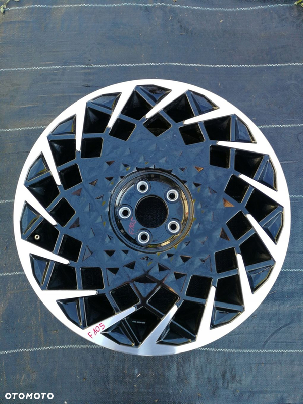 HYUNDAI IONIQ 5 FELGA 52910-GI210 8.5JX20 5X114.3 ET54.5