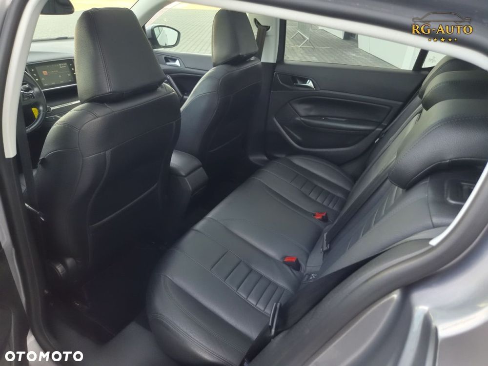 Peugeot 308 - 35