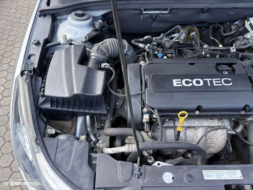 Chevrolet Cruze 1.6 LS - 17