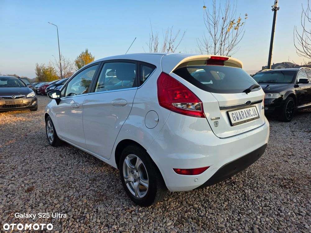Ford Fiesta - 7