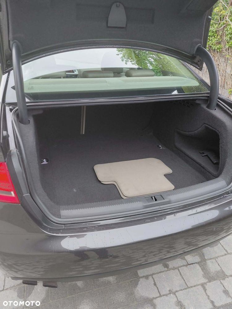 Audi A4 Limousine 1.8 TFSI quattro Attraction - 8