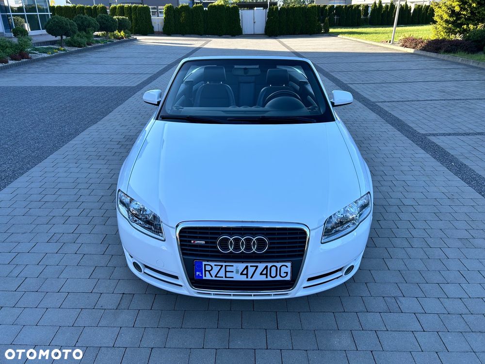 Audi A4 Cabrio - 8