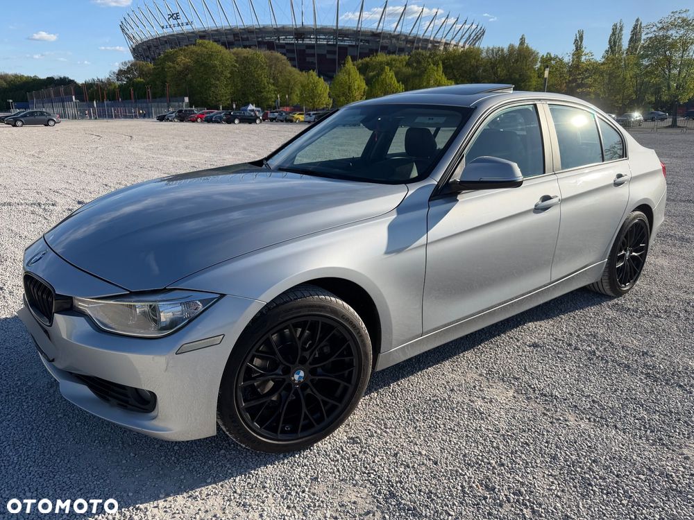 BMW Seria 3 328i xDrive - 1