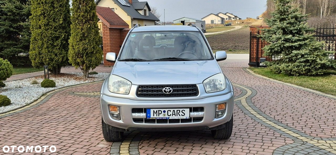 Toyota RAV4 2.0 VVT-i 4x4 - 39