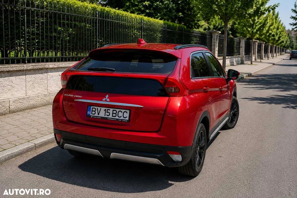 Mitsubishi Eclipse-Cross - 3
