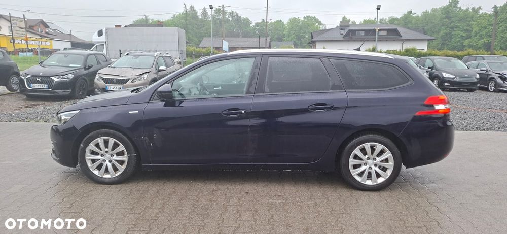 Peugeot 308 PureTech 130 GPF Stop & Start Allure - 5