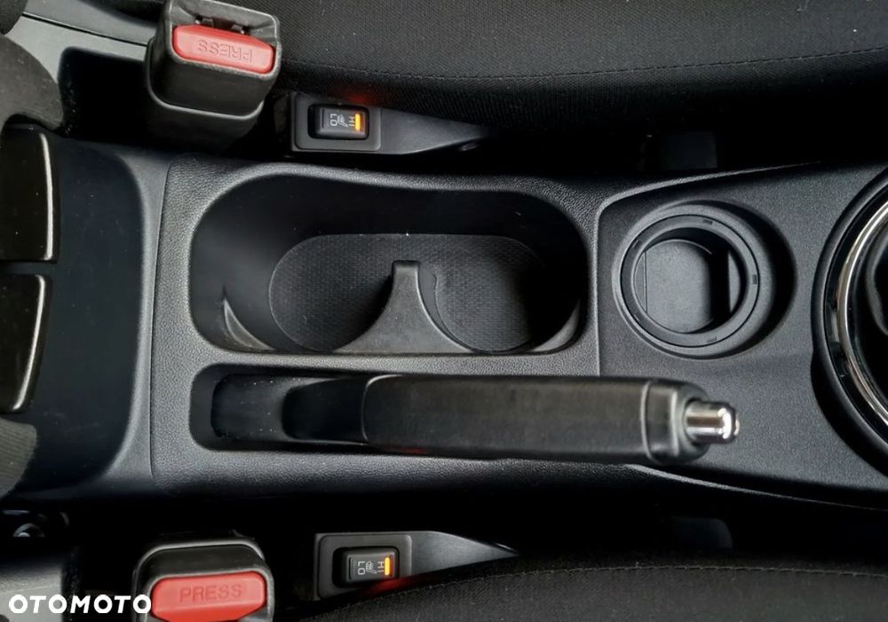 Mitsubishi ASX 1.6 2WD Top - 20