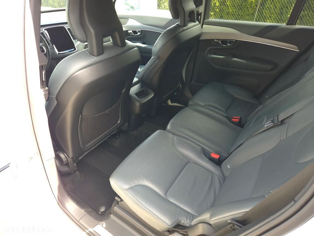 Volvo XC 90 B5 D AWD Momentum 7os - 19