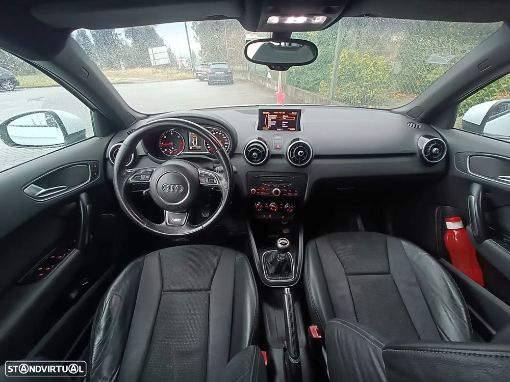 Audi A1 Sportback 1.6 TDI S line Sport Pack - 7