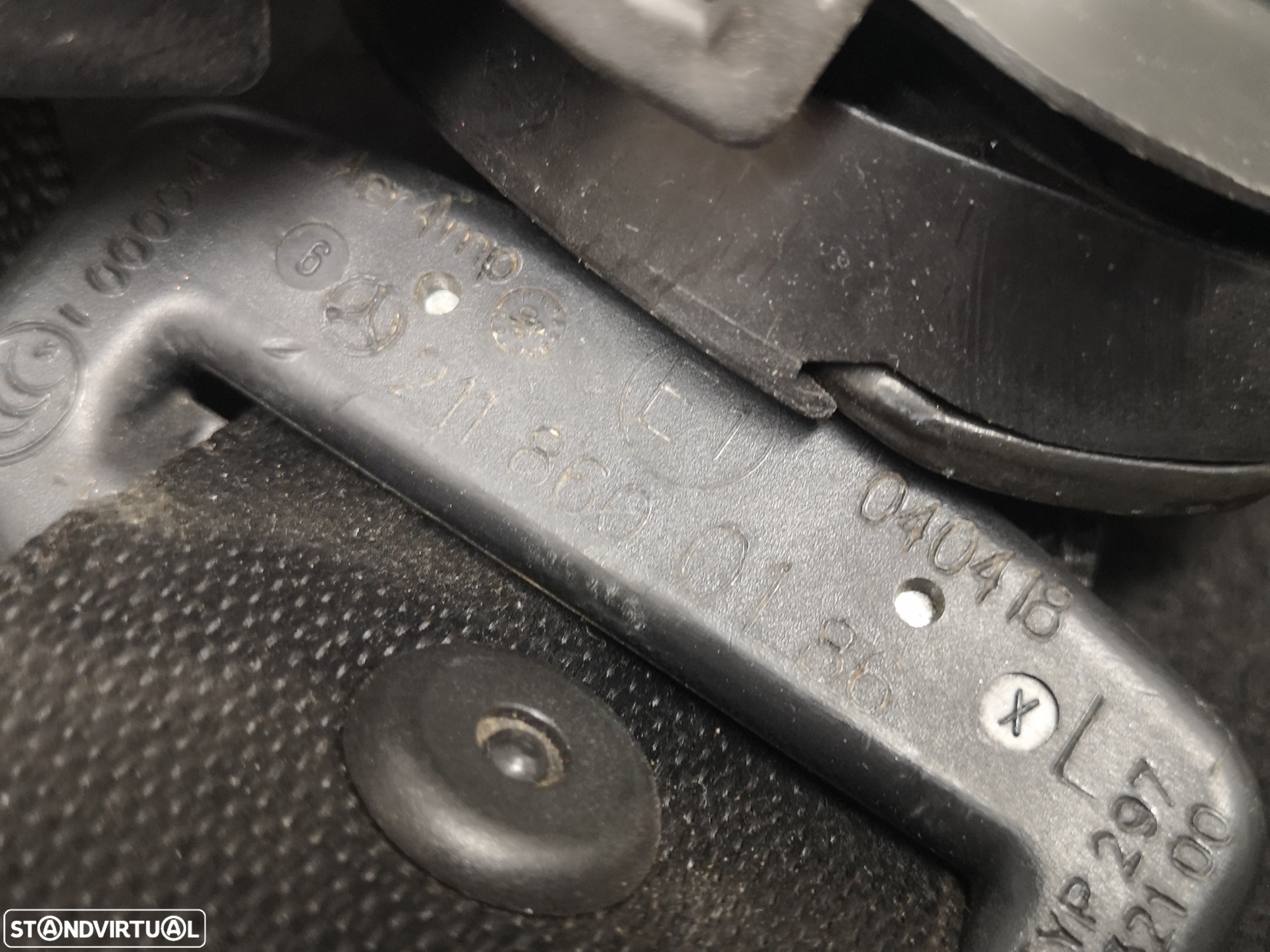 Cinto de Segurança traseira esquerda  Mercedes W211 Carrinha  class e 2003+ - 3