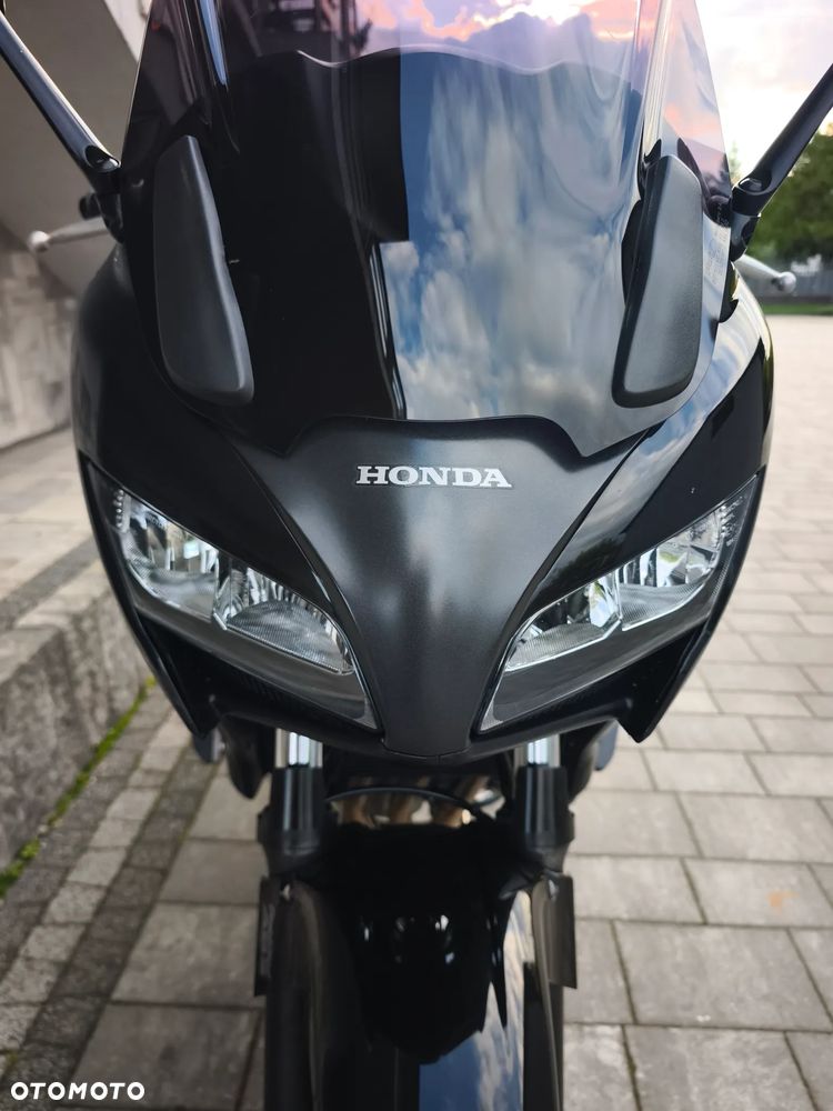 Honda CBF - 38