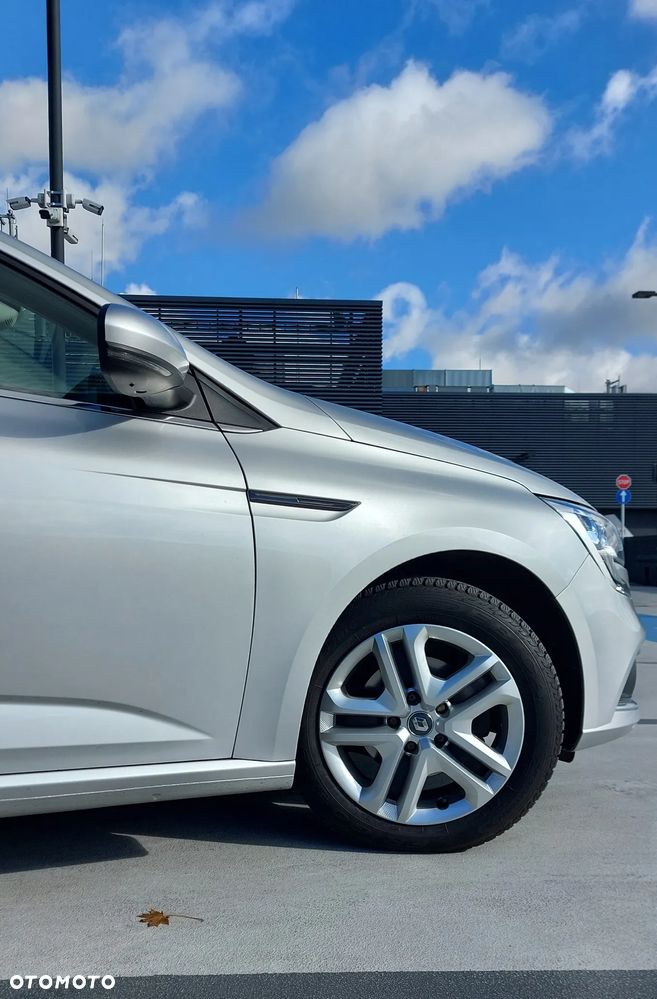 Renault Megane 1.5 dCi Zen - 11