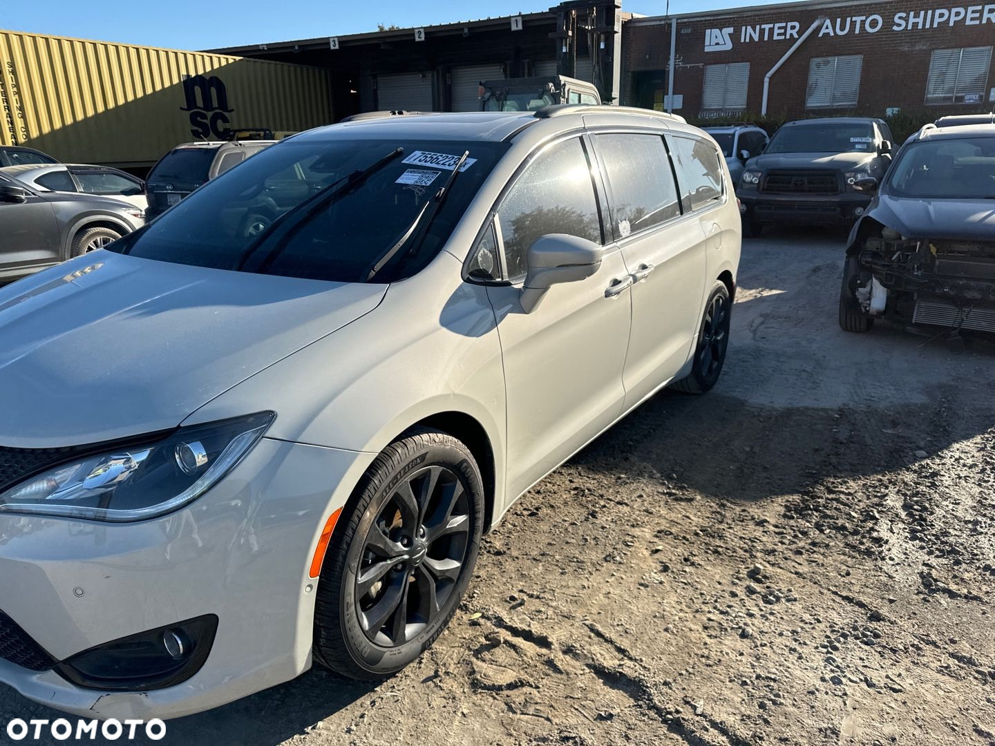 Chrysler Pacifica - 19