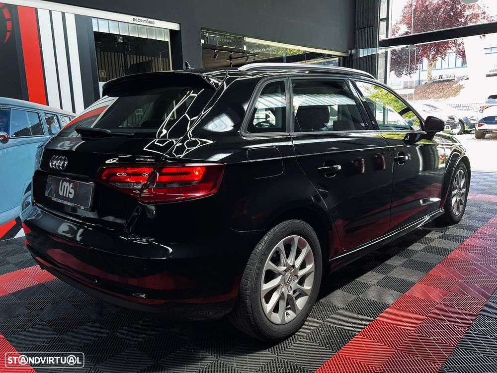 Audi A3 Sportback 1.6 TDI - 8