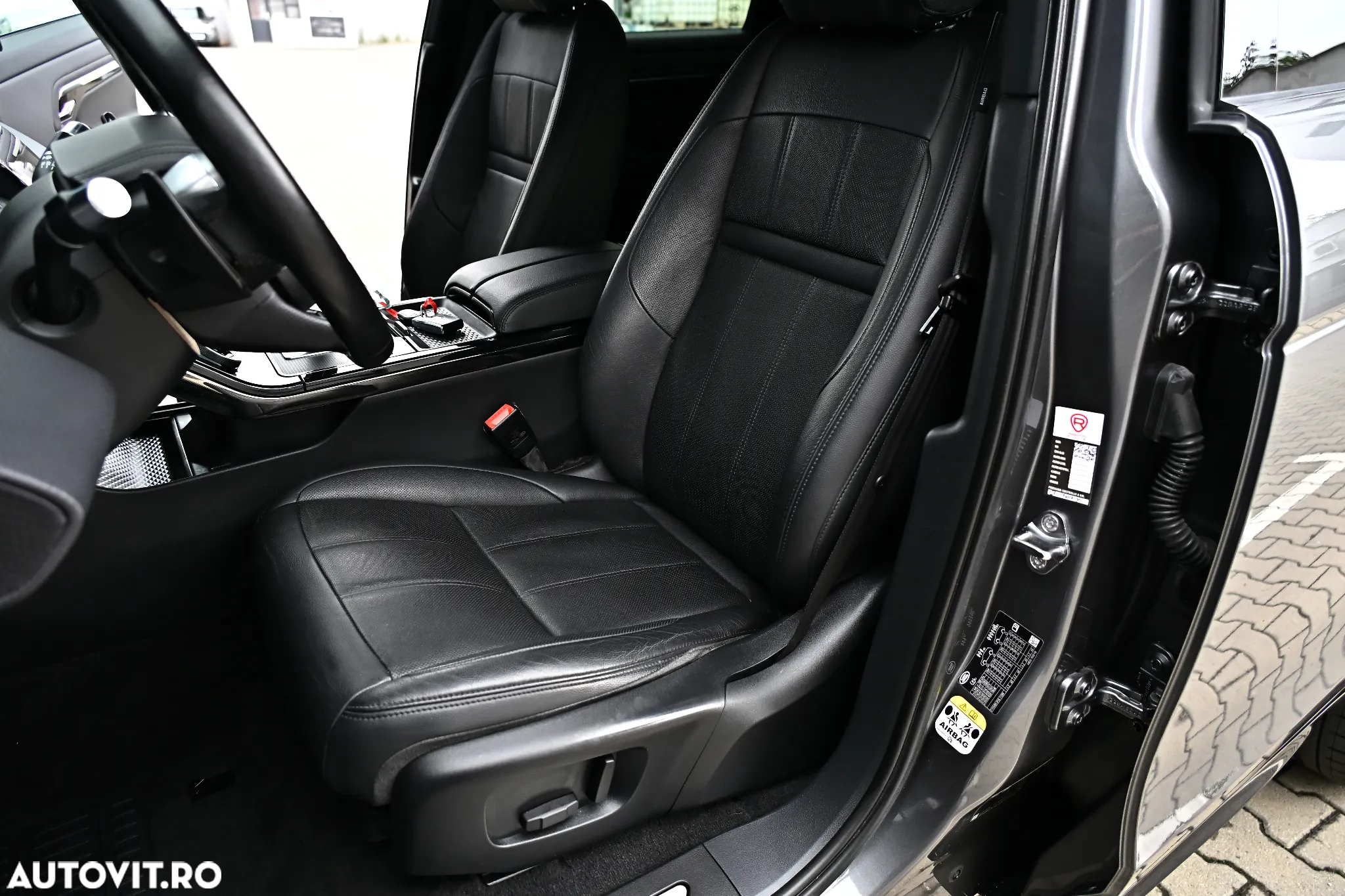 Land Rover Range Rover Evoque 2.0 D150 R-Dynamic HSE - 9