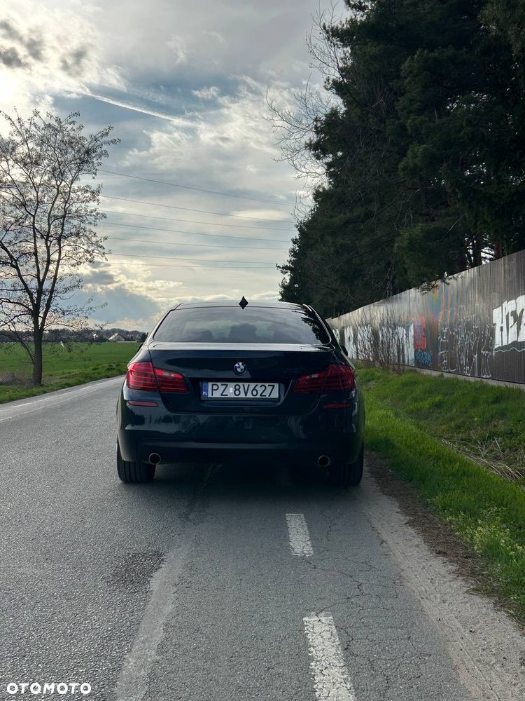 BMW Seria 5 535i Luxury Line - 11