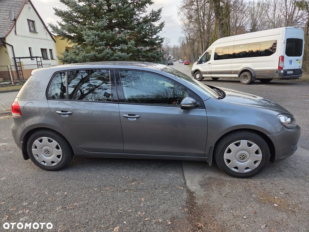 Volkswagen Golf 1.6 TDI Comfortline - 9