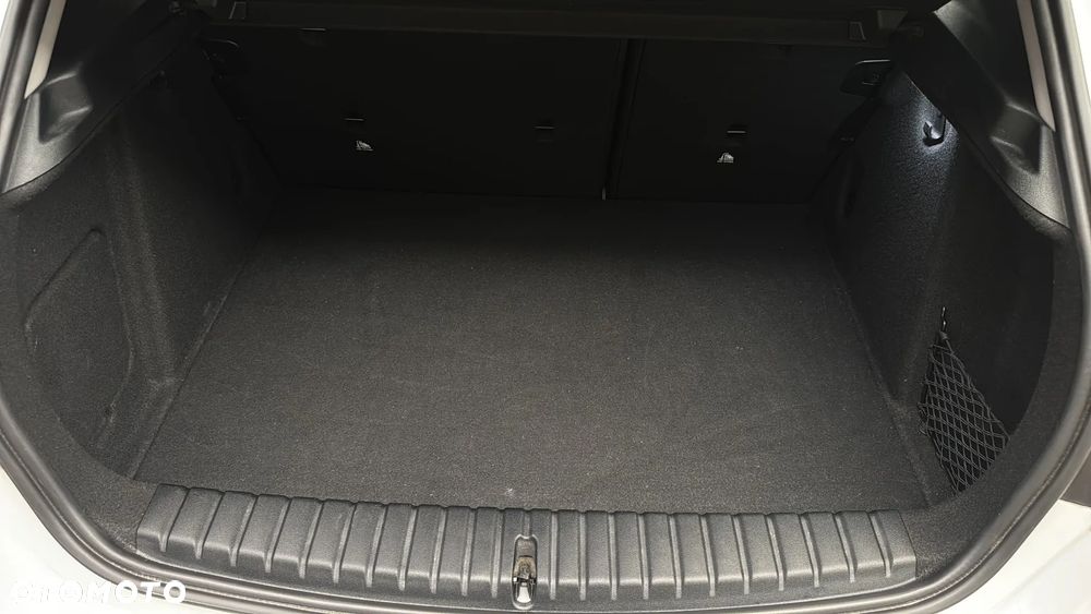 BMW Seria 1 118i Advantage - 21