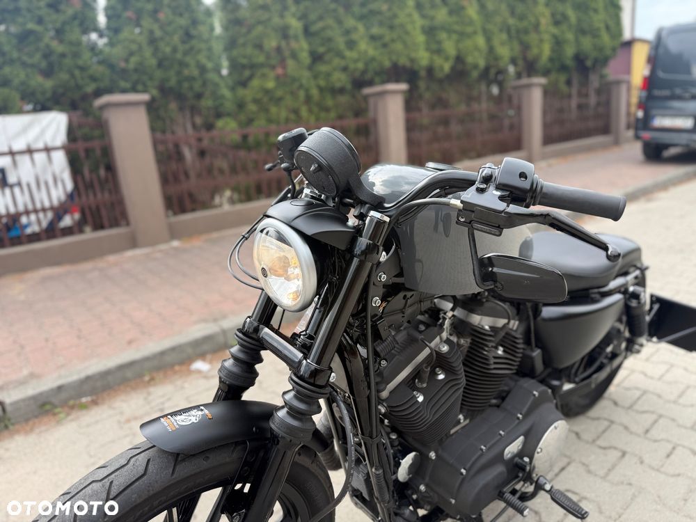 Harley-Davidson Sportster Iron 883 - 26