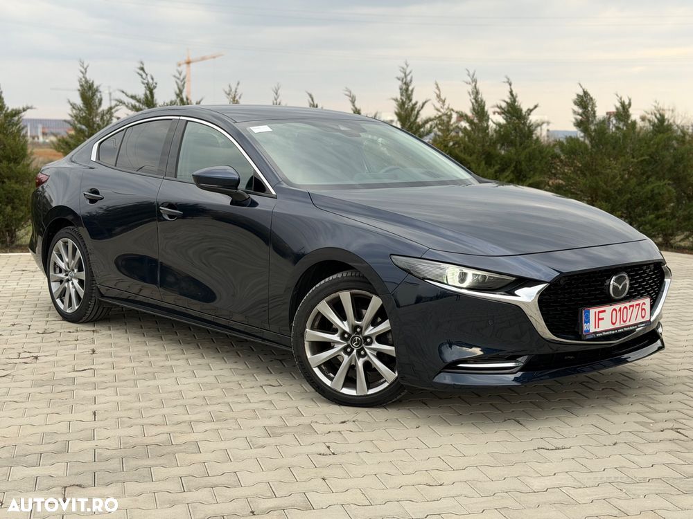 Mazda 3 e-SKYACTIV-X 186 M HYBRID TAKUMI - 2