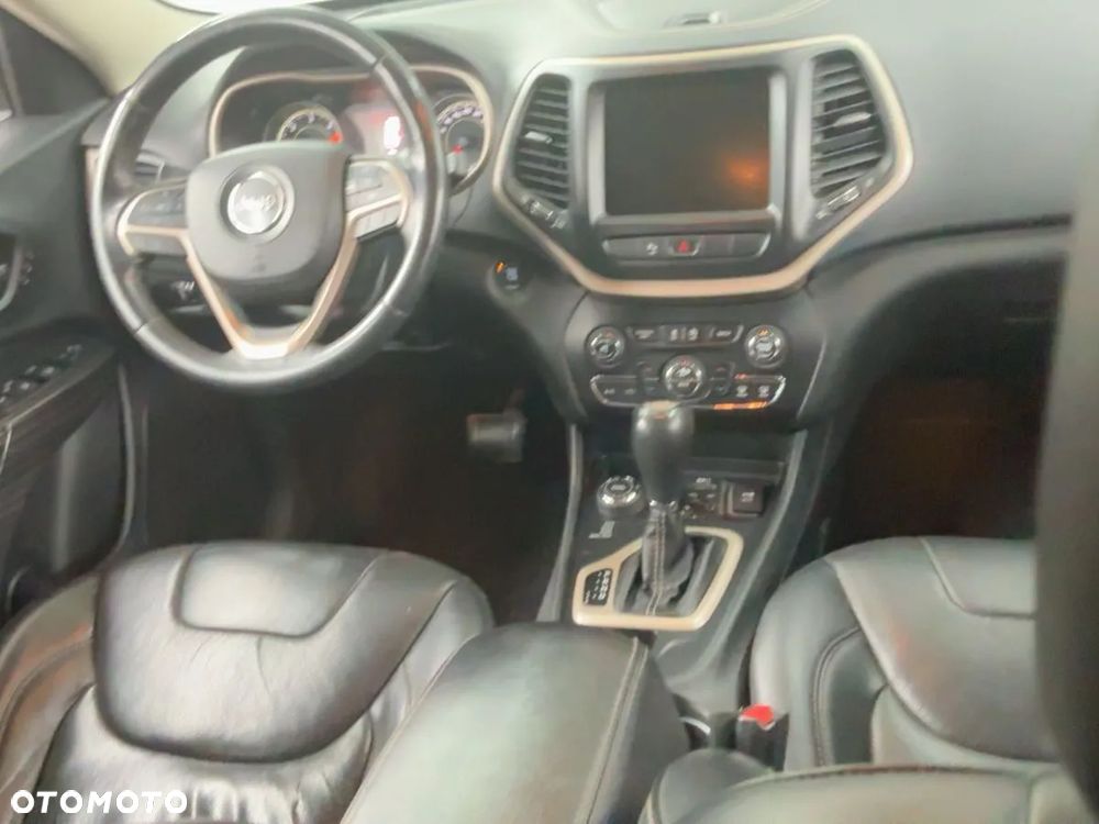 Jeep Cherokee 2.0 MJD Active Drive II Limited - 4