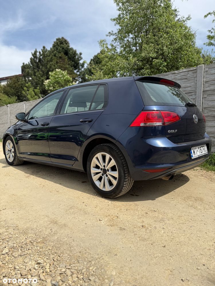 Volkswagen Golf 1.6 TDI BlueMot Comfortline - 4