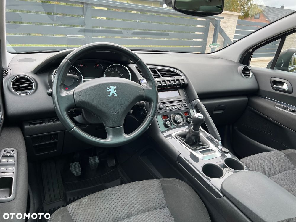 Peugeot 3008 1.6 Premium - 23