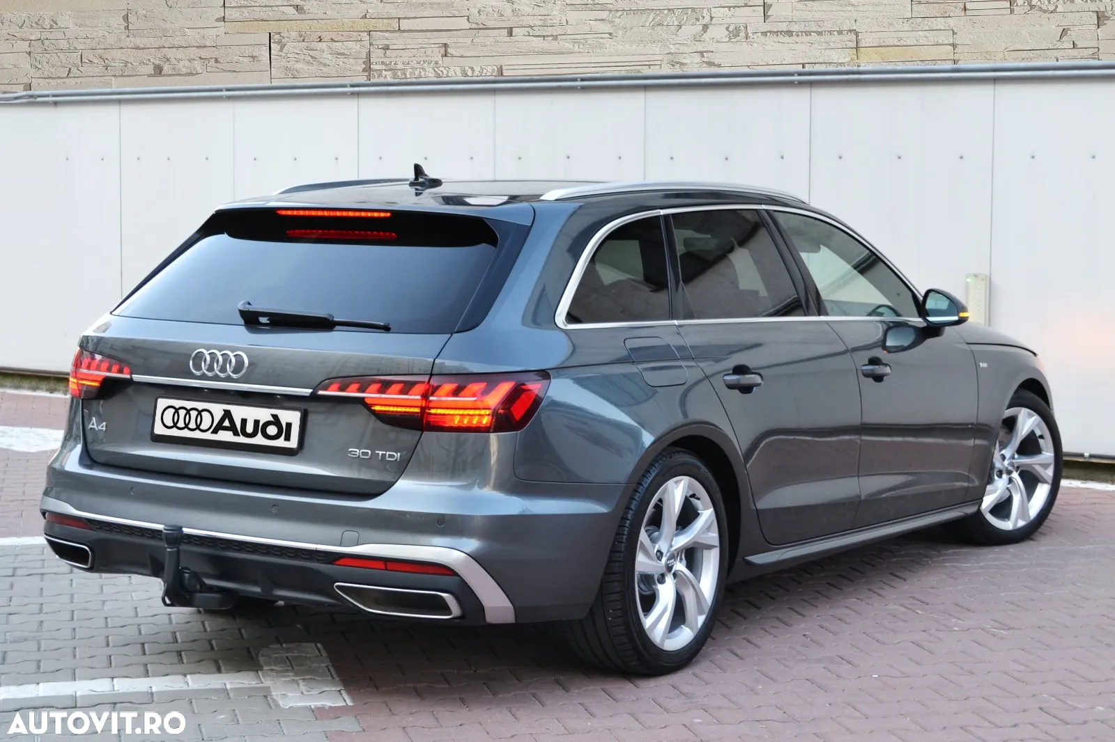 Audi A4 Avant 2.0 TDI S tronic sport - 18
