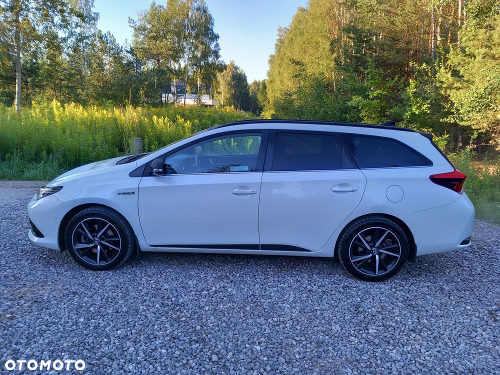 Toyota Auris Hybrid 135 Selection - 7