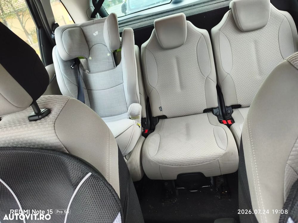 Citroën C4 Picasso 1.6 e-Hdi Seduction - 6