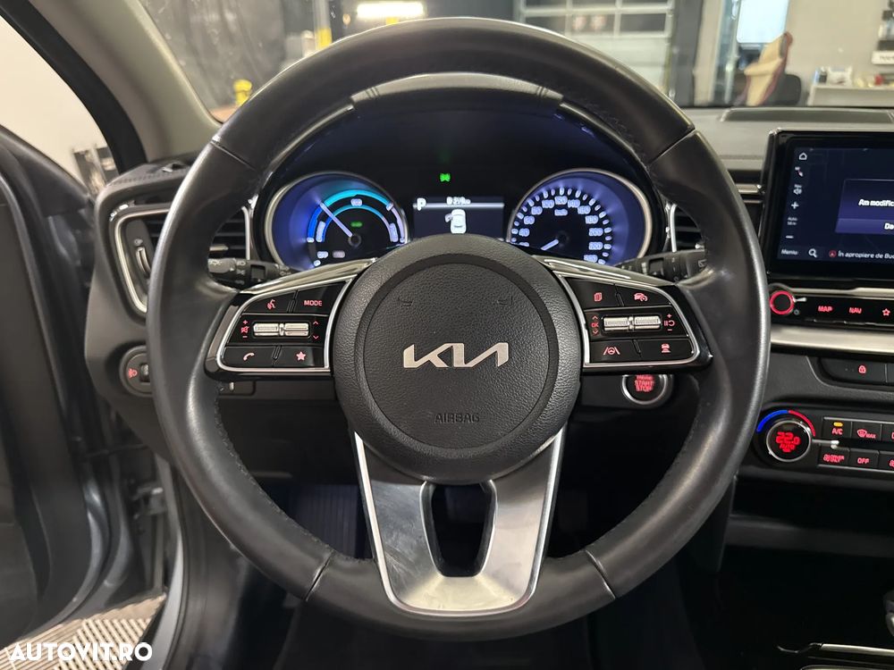 Kia XCeed - 17
