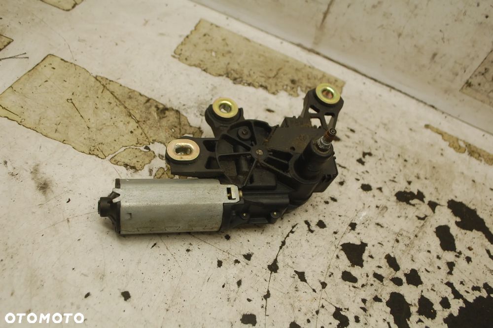 SILNICZEK WYCIERACZKI TYŁ TYLNY 3B9955711C VW PASSAT B5 KOMBI LIFT 3B9955711F - 1