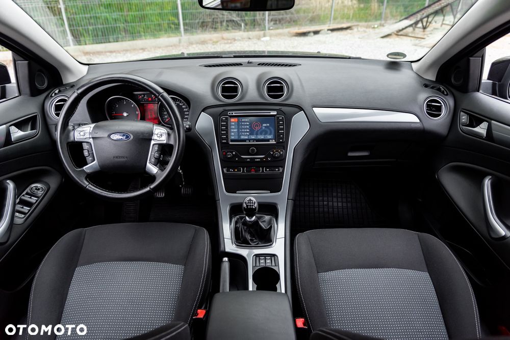 Ford Mondeo 2.0 TDCi Trend - 27