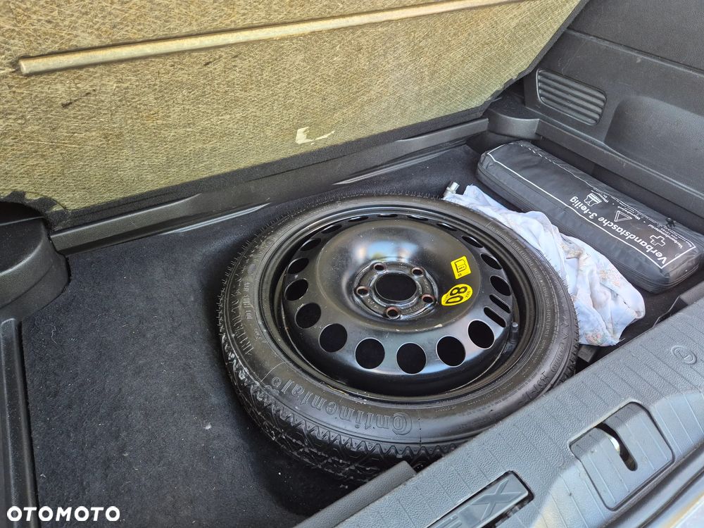 Opel Meriva 1.4 T Cosmo - 29