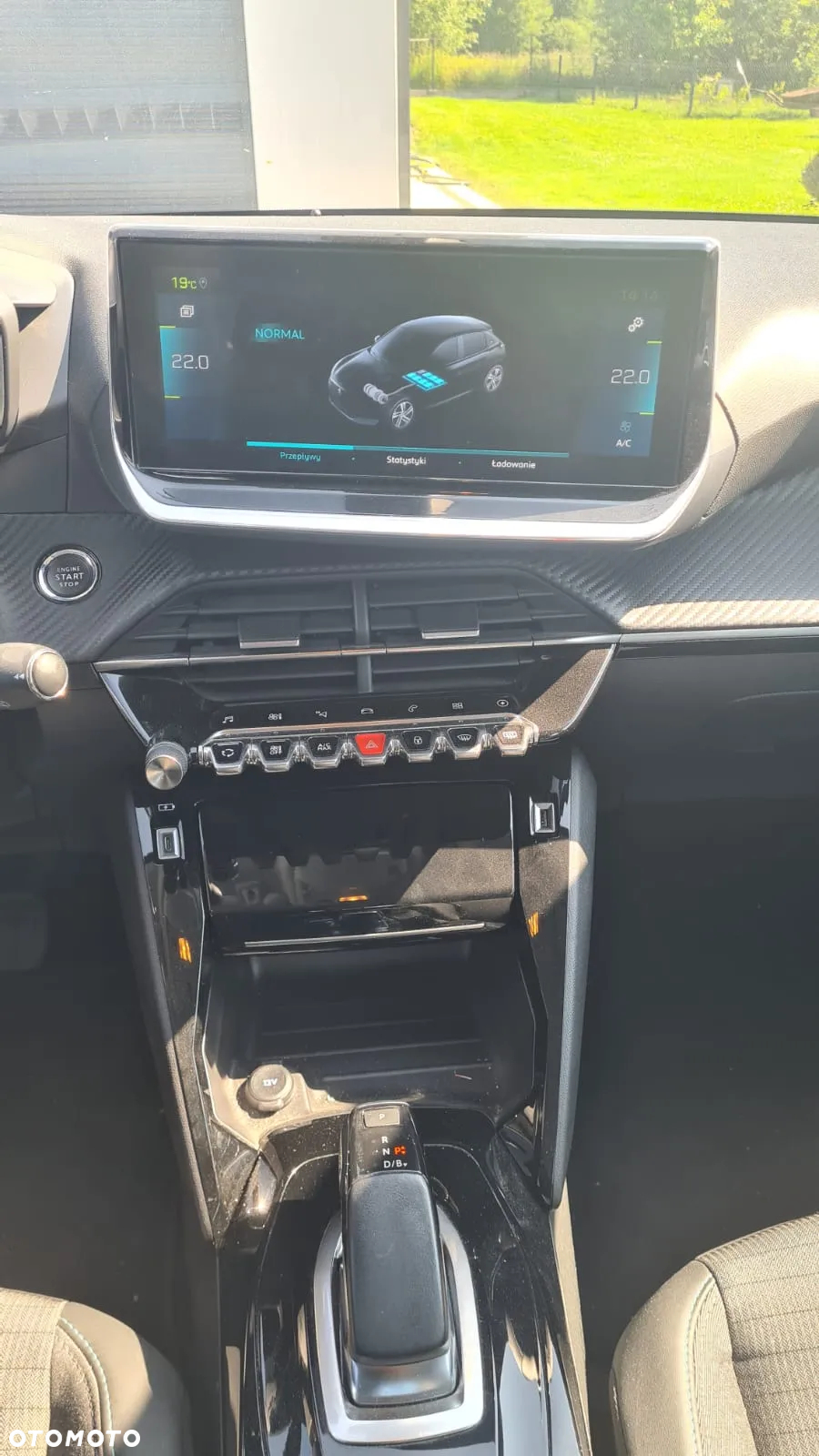 Peugeot 208 e-208 Allure - 8