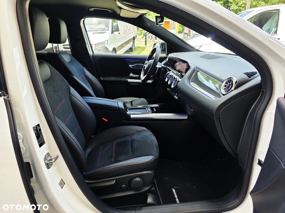 Mercedes-Benz GLA 200 AMG Line - 18