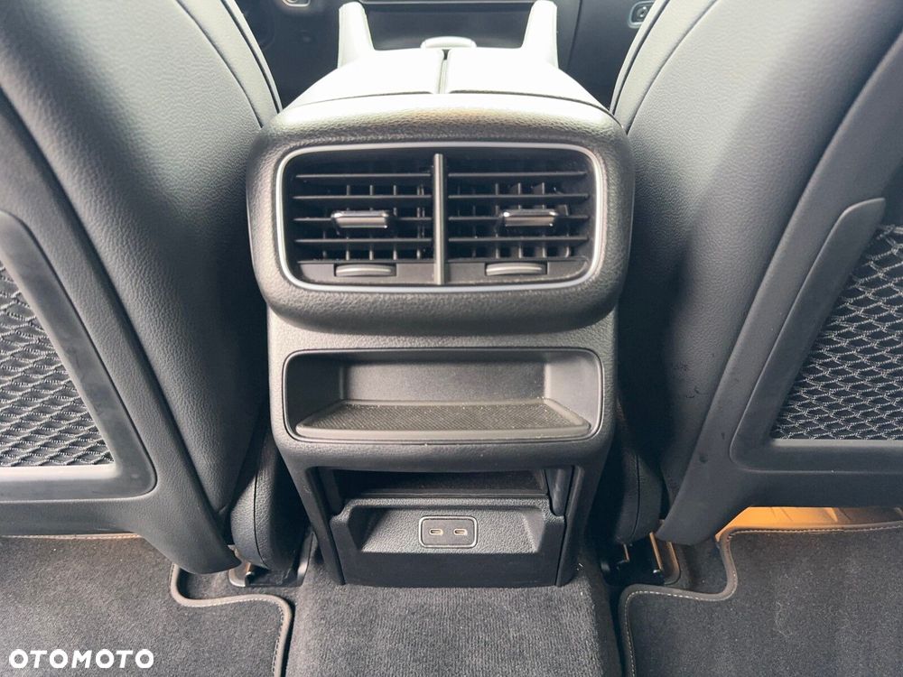 Mercedes-Benz GLE - 18