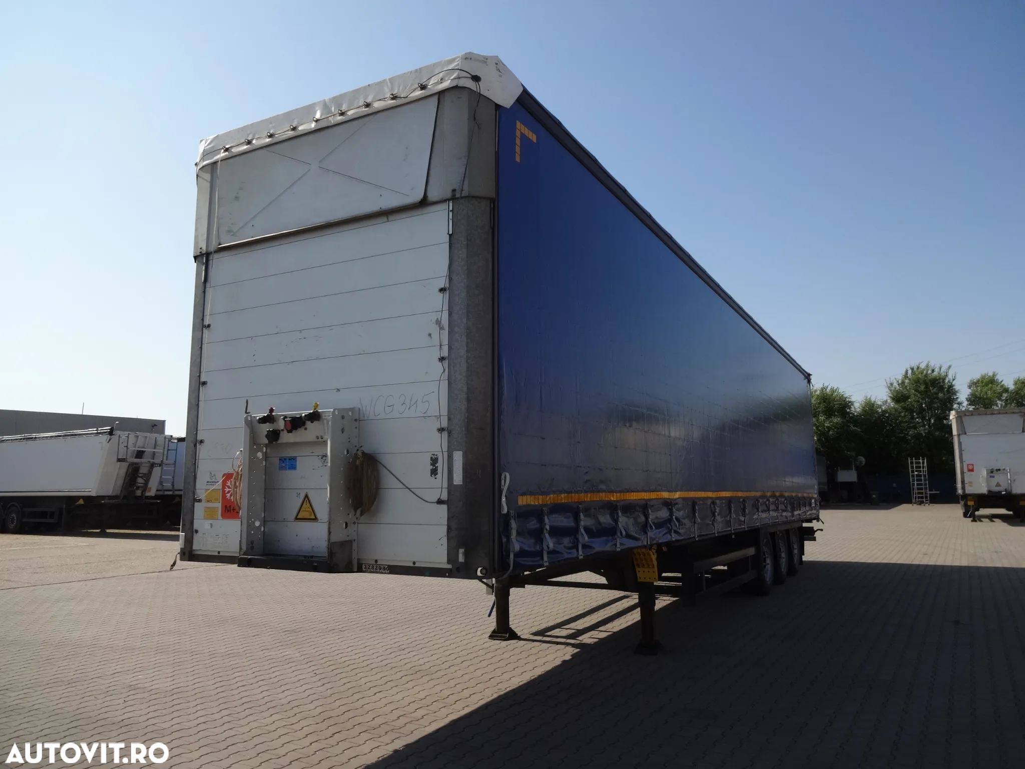Schmitz Cargobull Mega Varios - 4
