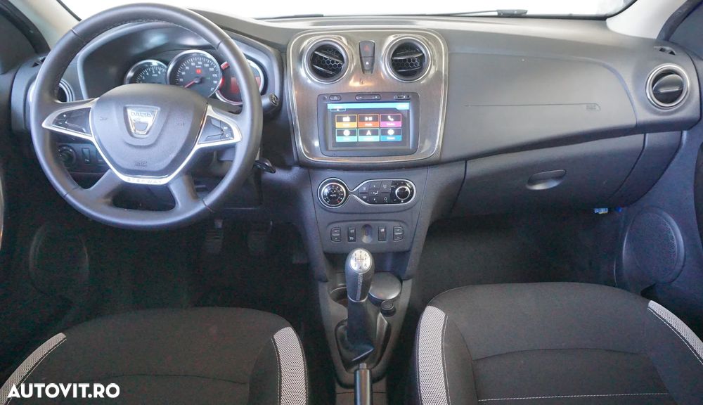 Dacia Logan Stepway 0.9 TCe - 10