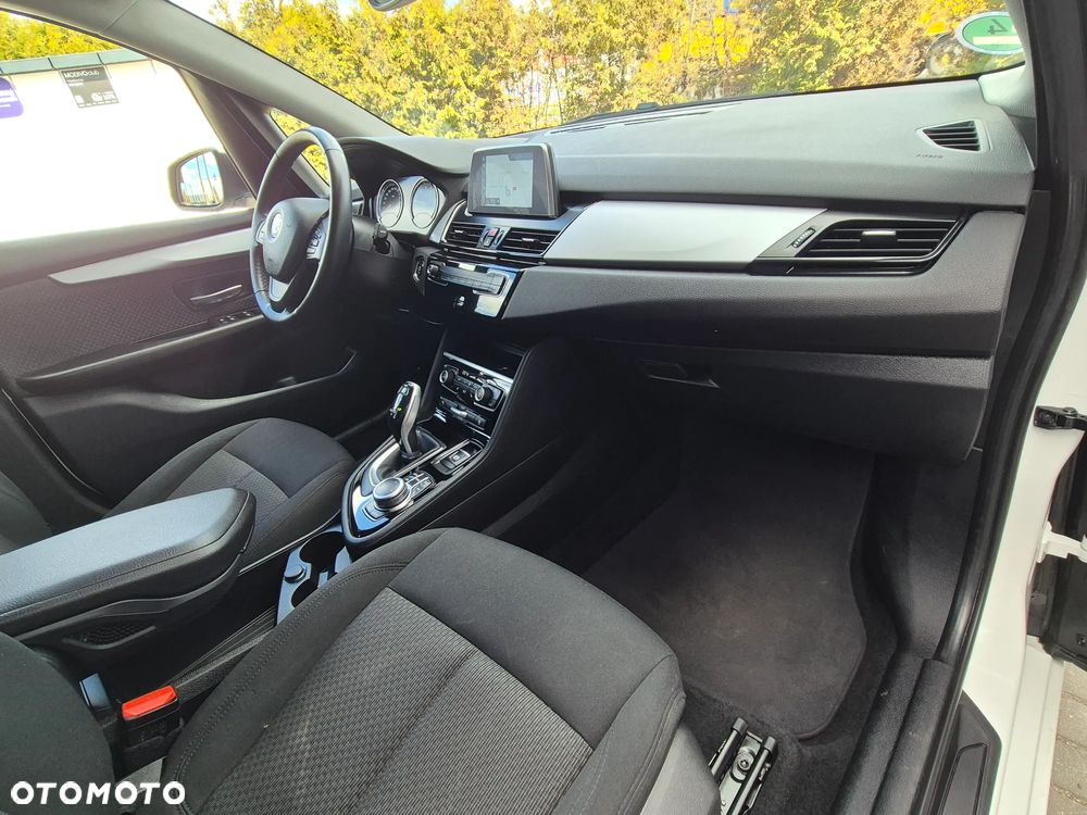 BMW Seria 2 218i Advantage - 33