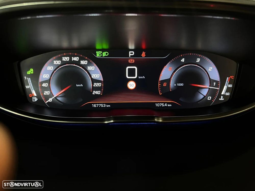 Peugeot 3008 1.5 BlueHDi GT Line EAT8 - 36