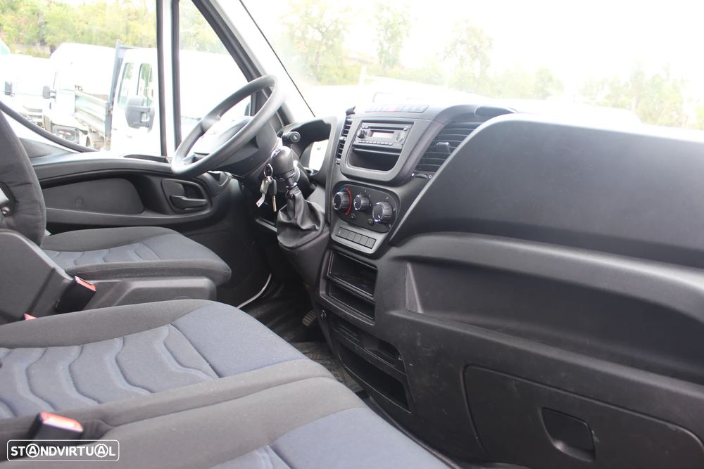 Iveco Daily 35-140 // 12M3 - 11
